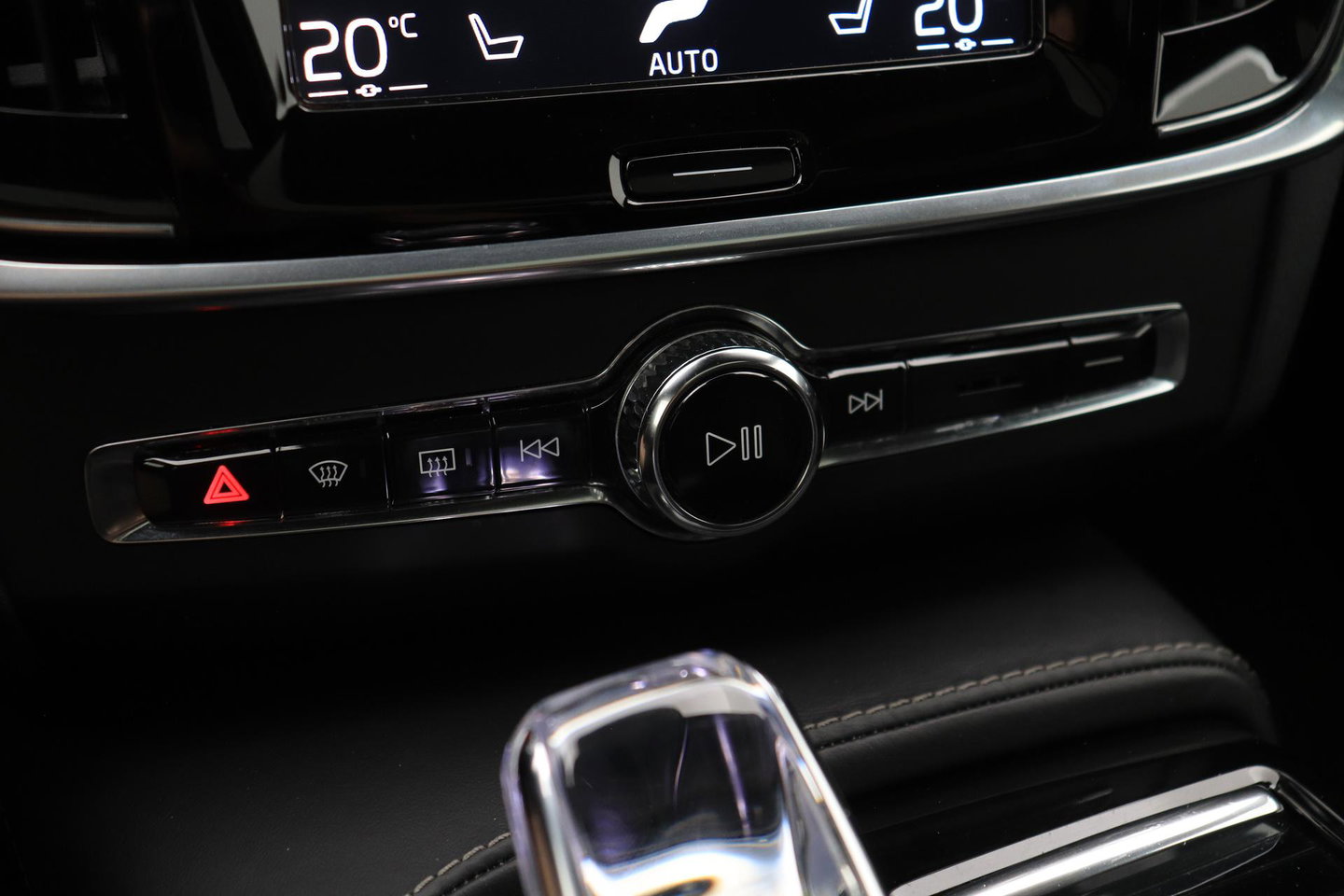 Volvo V90 2.0 T8 AWD Inscription | ACC | Trekhaak | Panoramadak | Head-Up | Camera | Keyless | Memory | Getint Glas
