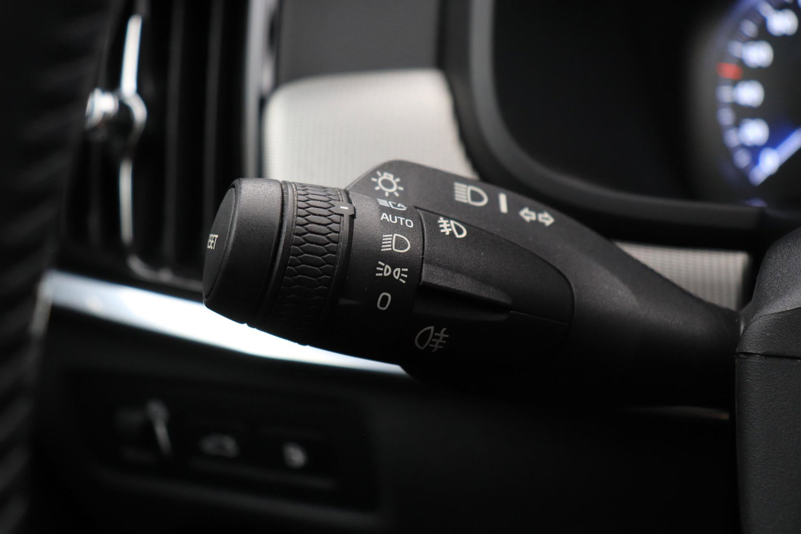 Volvo V90 2.0 T8 AWD Inscription | ACC | Trekhaak | Panoramadak | Head-Up | Camera | Keyless | Memory | Getint Glas