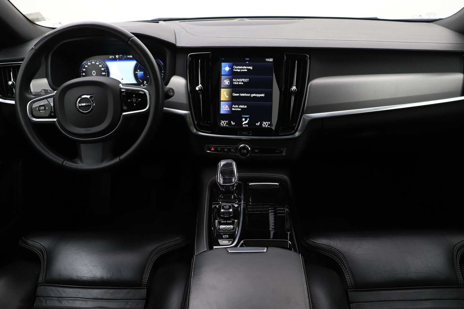 Volvo V90 2.0 T8 AWD Inscription | ACC | Trekhaak | Panoramadak | Head-Up | Camera | Keyless | Memory | Getint Glas