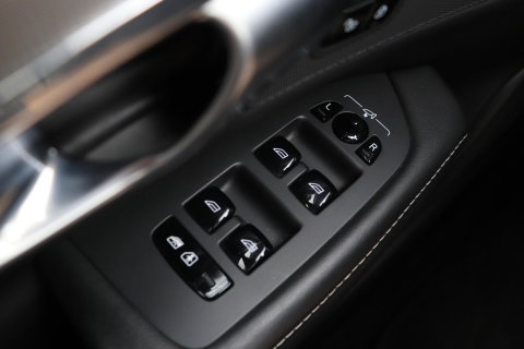 Volvo V90 2.0 T8 AWD Inscription | ACC | Trekhaak | Panoramadak | Head-Up | Camera | Keyless | Memory | Getint Glas