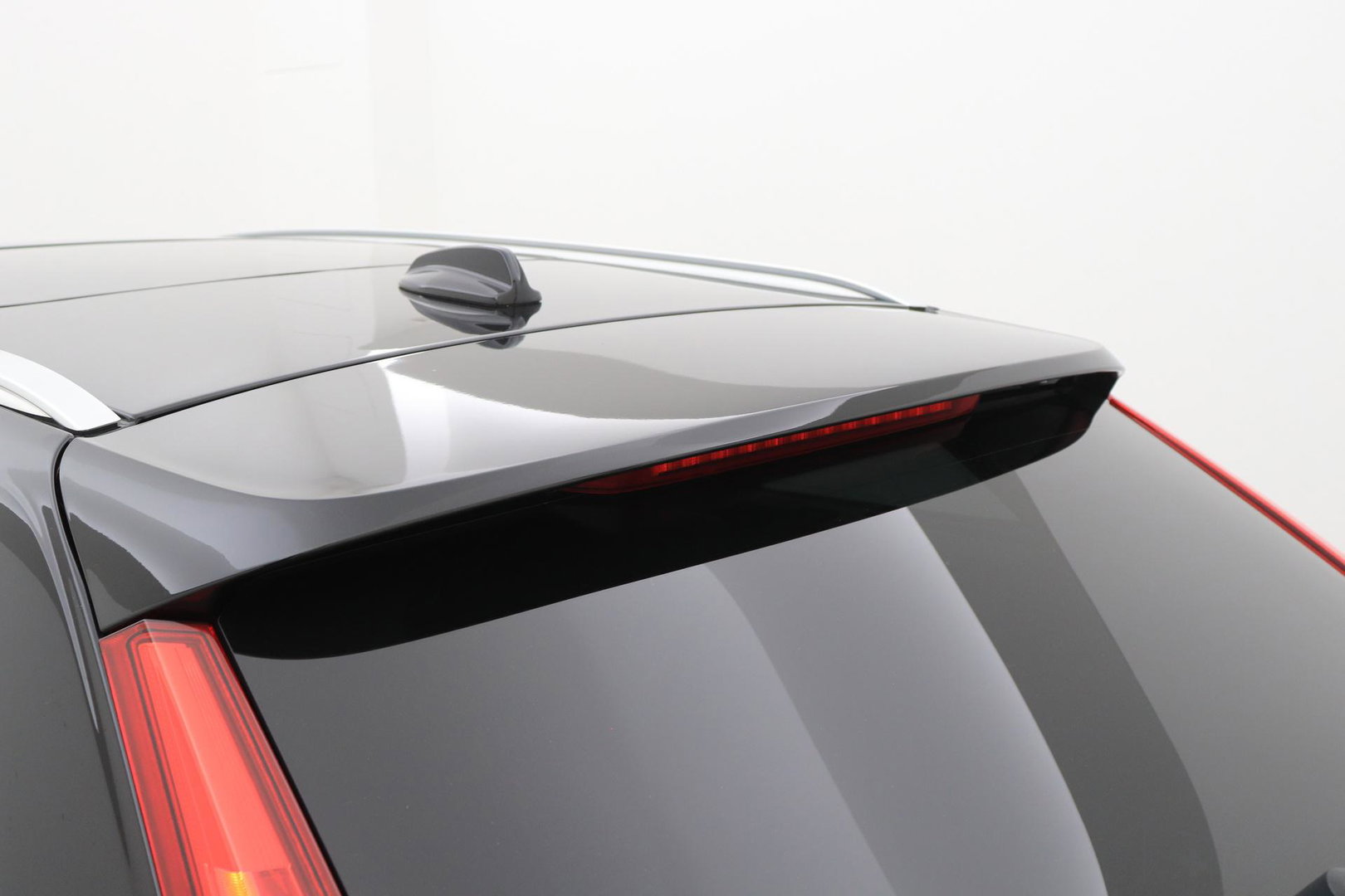 Volvo V90 2.0 T8 AWD Inscription | ACC | Trekhaak | Panoramadak | Head-Up | Camera | Keyless | Memory | Getint Glas