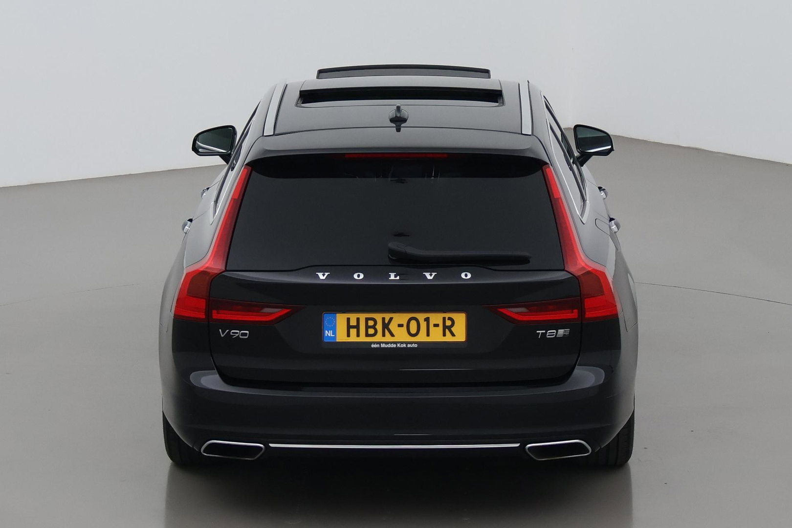 Volvo V90 2.0 T8 AWD Inscription | ACC | Trekhaak | Panoramadak | Head-Up | Camera | Keyless | Memory | Getint Glas