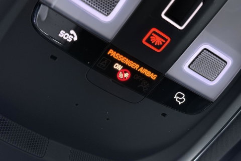 Volvo XC60 T6 Plug-in hybrid Plus Black Edition | ACC | Panoramadak | 360° Camera | Harman/Kardon | Memory | Stoel+Stuurverwarming | 21 inch