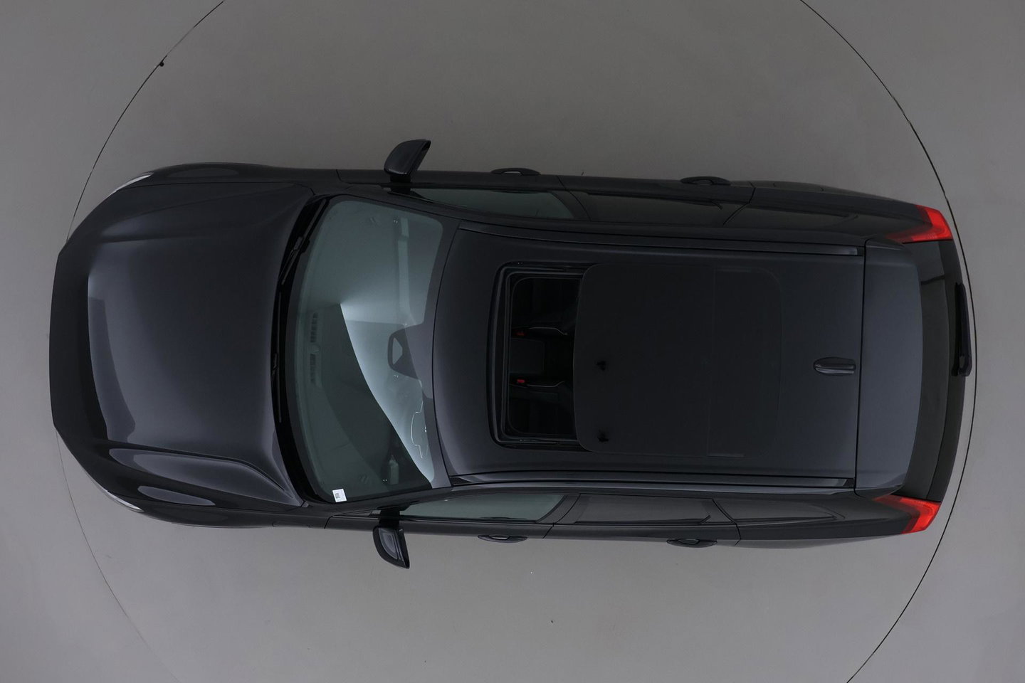 Volvo XC60 T6 Plug-in hybrid Plus Black Edition | ACC | Panoramadak | 360° Camera | Harman/Kardon | Memory | Stoel+Stuurverwarming | 21 inch