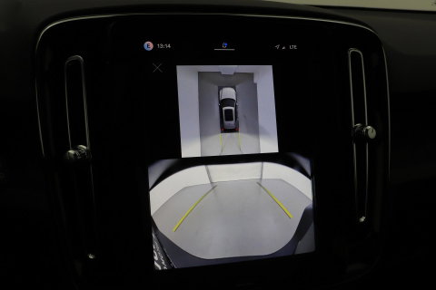 Volvo EX40 Single Motor Extended Range Plus Black Ed. 82 kWh | ACC | Panoramadak | 360° Camera | Harman/Kardon | BLIS | 20 Inch