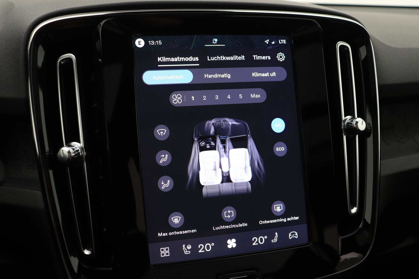 Volvo EX40 Single Motor Extended Range Plus Black Ed. 82 kWh | ACC | Panoramadak | 360° Camera | Harman/Kardon | BLIS | 20 Inch
