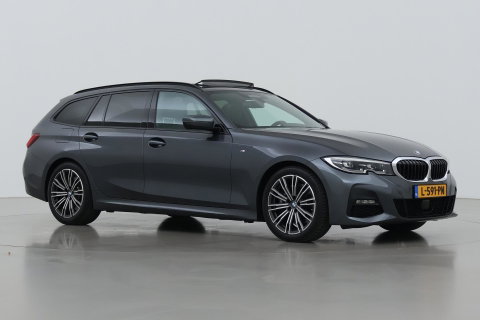 BMW 3 Serie Touring 330i High Executive | M-Sport | Panoramadak | Stoelverwarming | PDC V+A | 18 Inch