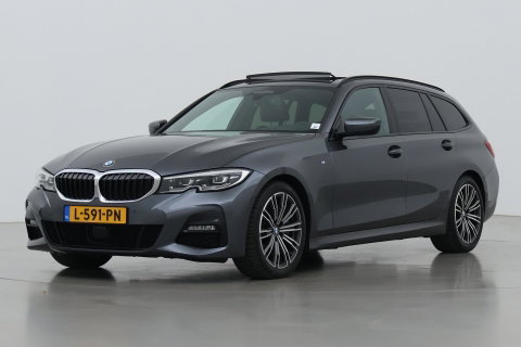 BMW 3 Serie Touring 330i High Executive | M-Sport | Panoramadak | Stoelverwarming | PDC V+A | 18 Inch