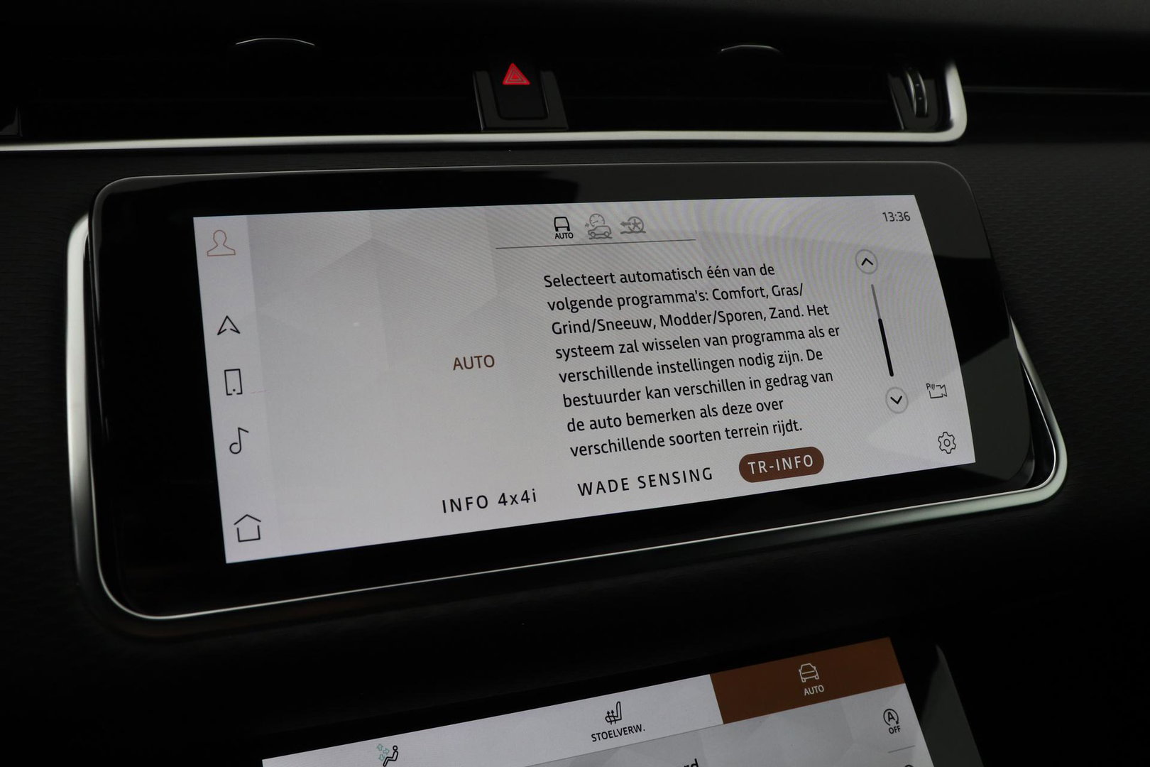 Land Rover Range Rover Evoque P300e AWD S | 360° Camera | Vol-Leder | Stoelverwarming | Getint Glas