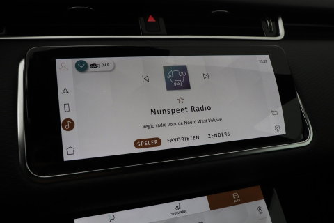 Land Rover Range Rover Evoque P300e AWD S | 360° Camera | Vol-Leder | Stoelverwarming | Getint Glas