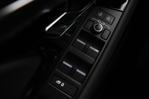 Land Rover Range Rover Evoque P300e AWD S | 360° Camera | Vol-Leder | Stoelverwarming | Getint Glas