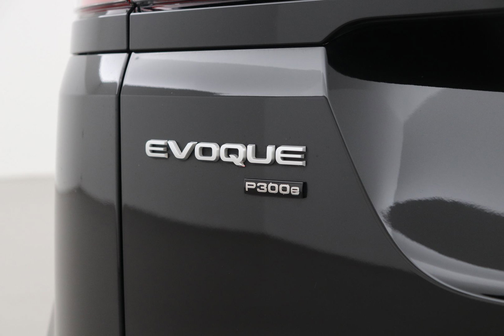 Land Rover Range Rover Evoque P300e AWD S | 360° Camera | Vol-Leder | Stoelverwarming | Getint Glas