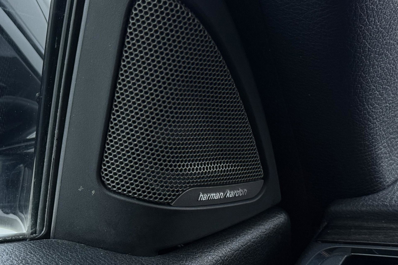 BMW 4 Serie Cabrio 430i Centennial High Executive | M Sport | Harman/Kardon | Nekverwarming | Sportstoelen | Memory | 19” M Velgen