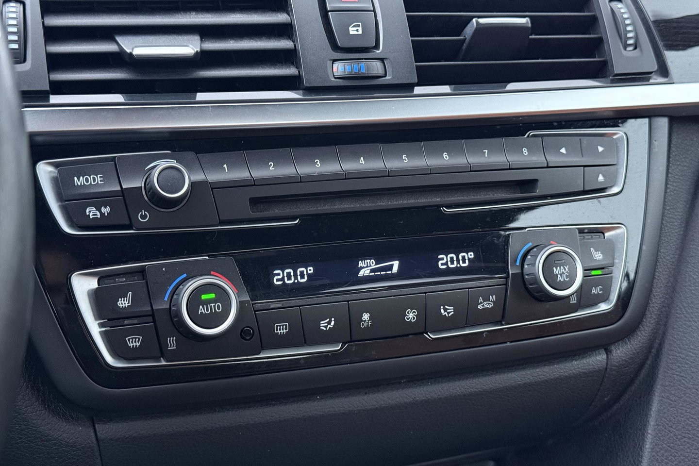 BMW 4 Serie Cabrio 430i Centennial High Executive | M Sport | Harman/Kardon | Nekverwarming | Sportstoelen | Memory | 19” M Velgen