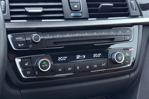 BMW 4 Serie Cabrio 430i Centennial High Executive | M Sport | Harman/Kardon | Nekverwarming | Sportstoelen | Memory | 19” M Velgen