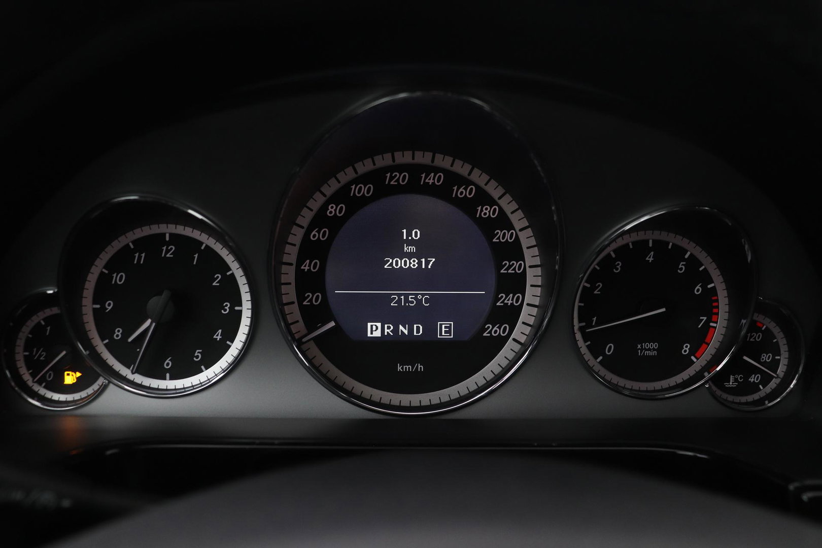 Mercedes-Benz E-Klasse Estate 250 CGI Business Class Avantgarde | Automaat | Bi-Xenon | Parkeersensoren | Leder | Stoelverwarming | Keyless