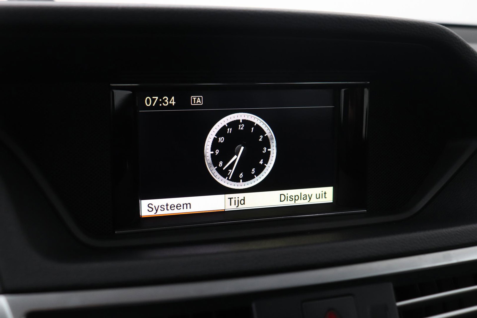Mercedes-Benz E-Klasse Estate 250 CGI Business Class Avantgarde | Automaat | Bi-Xenon | Parkeersensoren | Leder | Stoelverwarming | Keyless