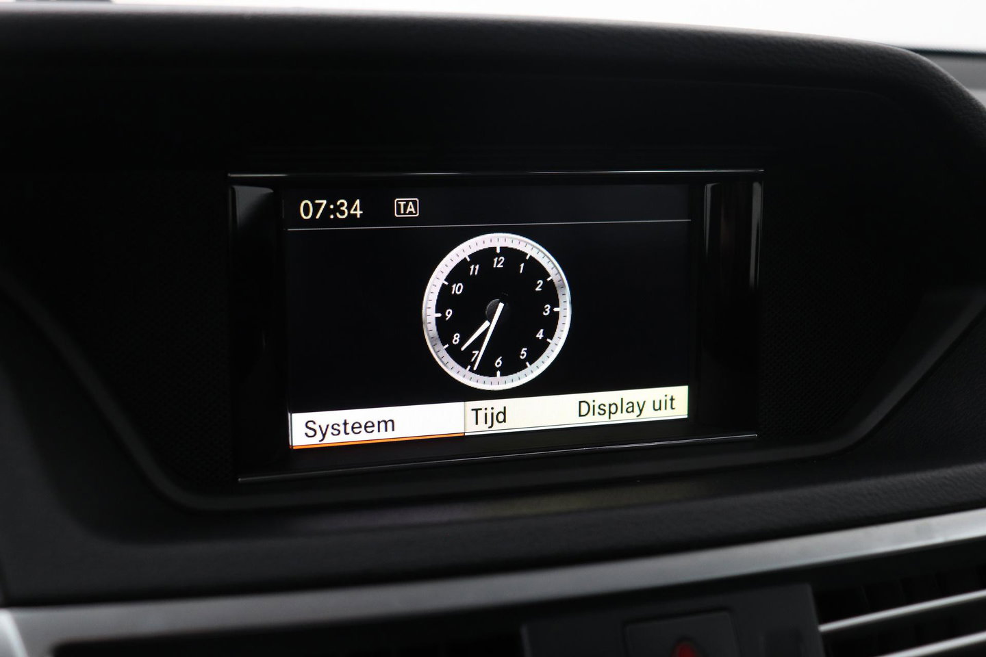 Mercedes-Benz E-Klasse Estate 250 CGI Business Class Avantgarde | Automaat | Bi-Xenon | Parkeersensoren | Leder | Stoelverwarming | Keyless