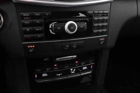 Mercedes-Benz E-Klasse Estate 250 CGI Business Class Avantgarde | Automaat | Bi-Xenon | Parkeersensoren | Leder | Stoelverwarming | Keyless