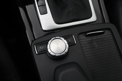 Mercedes-Benz E-Klasse Estate 250 CGI Business Class Avantgarde | Automaat | Bi-Xenon | Parkeersensoren | Leder | Stoelverwarming | Keyless