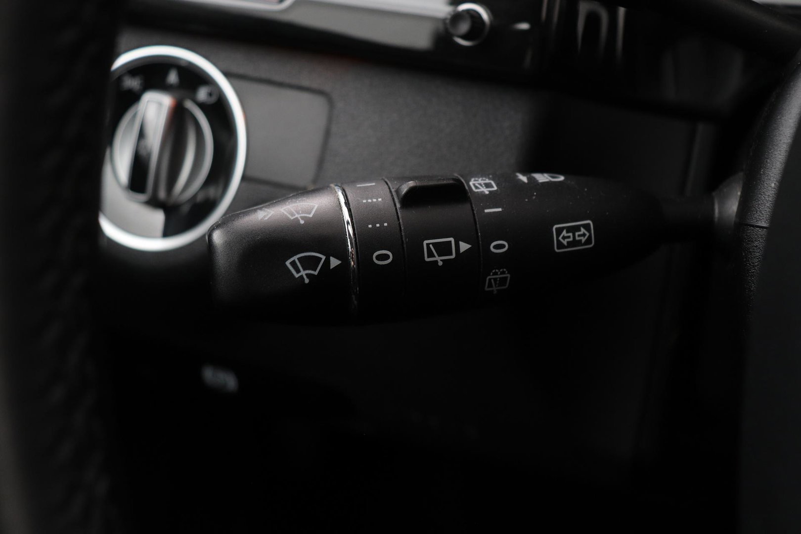 Mercedes-Benz E-Klasse Estate 250 CGI Business Class Avantgarde | Automaat | Bi-Xenon | Parkeersensoren | Leder | Stoelverwarming | Keyless