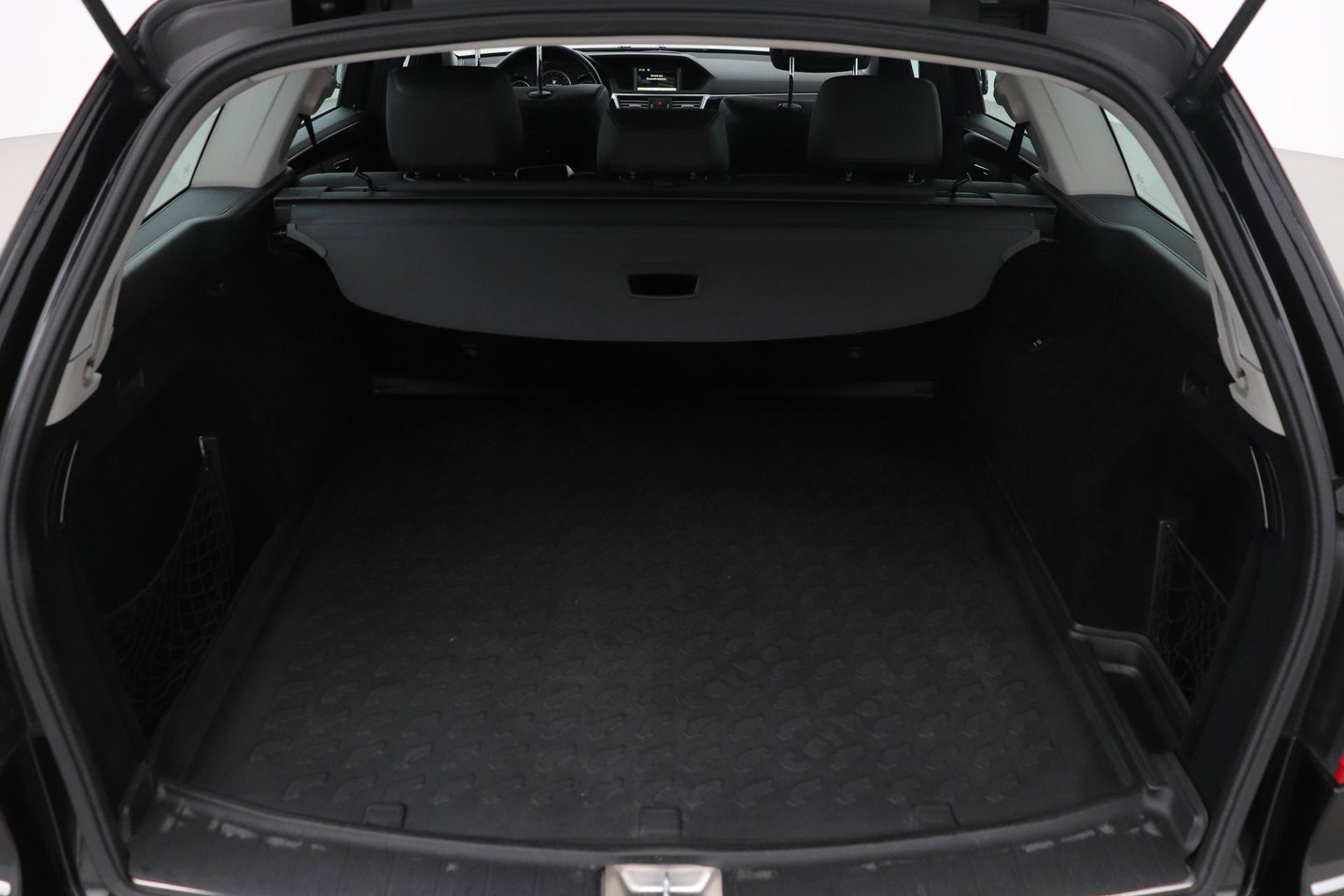 Mercedes-Benz E-Klasse Estate 250 CGI Business Class Avantgarde | Automaat | Bi-Xenon | Parkeersensoren | Leder | Stoelverwarming | Keyless