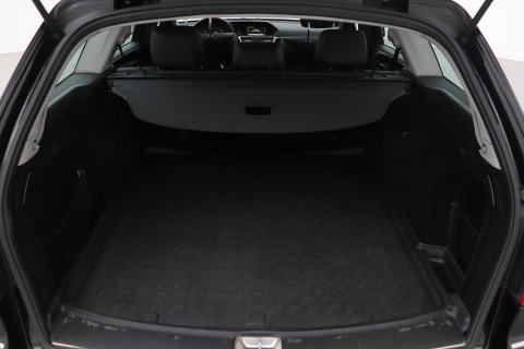 Mercedes-Benz E-Klasse Estate 250 CGI Business Class Avantgarde | Automaat | Bi-Xenon | Parkeersensoren | Leder | Stoelverwarming | Keyless