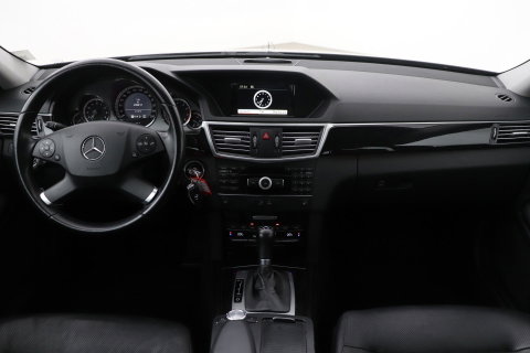 Mercedes-Benz E-Klasse Estate 250 CGI Business Class Avantgarde | Automaat | Bi-Xenon | Parkeersensoren | Leder | Stoelverwarming | Keyless