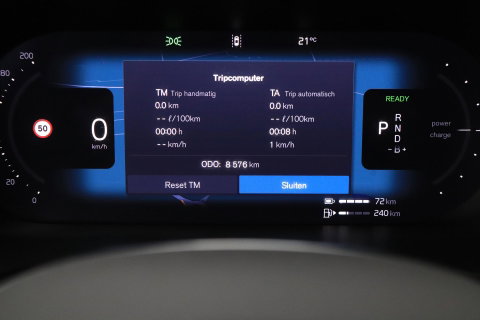 Volvo XC60 T8 Plug-in hybrid Plus Dark | ACC | Harman/Kardon | Panoramadak | Head-Up | Memory | Stoelventilatie