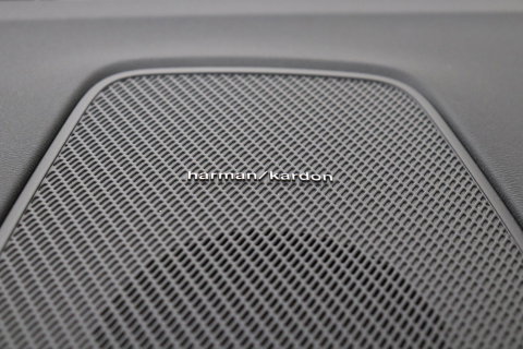 Volvo XC60 T8 Plug-in hybrid Plus Dark | ACC | Harman/Kardon | Panoramadak | Head-Up | Memory | Stoelventilatie
