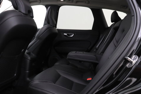 Volvo XC60 T8 Plug-in hybrid Plus Dark | ACC | Harman/Kardon | Panoramadak | Head-Up | Memory | Stoelventilatie