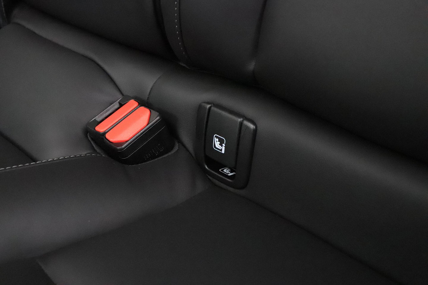 Volvo XC60 T8 Plug-in hybrid Plus Dark | ACC | Harman/Kardon | Panoramadak | Head-Up | Memory | Stoelventilatie
