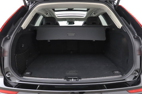 Volvo XC60 T8 Plug-in hybrid Plus Dark | ACC | Harman/Kardon | Panoramadak | Head-Up | Memory | Stoelventilatie