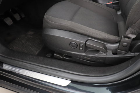 Opel Insignia Sports Tourer 1.4 Turbo EcoFLEX Edition | Trekhaak | Airconditioning | Cruise Control | Parkeersensoren | Getint Glas