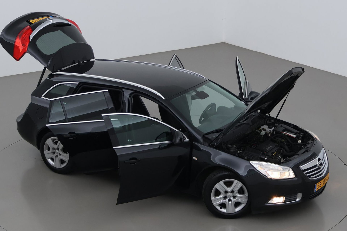 Opel Insignia Sports Tourer 1.4 Turbo EcoFLEX Edition | Trekhaak | Airconditioning | Cruise Control | Parkeersensoren | Getint Glas