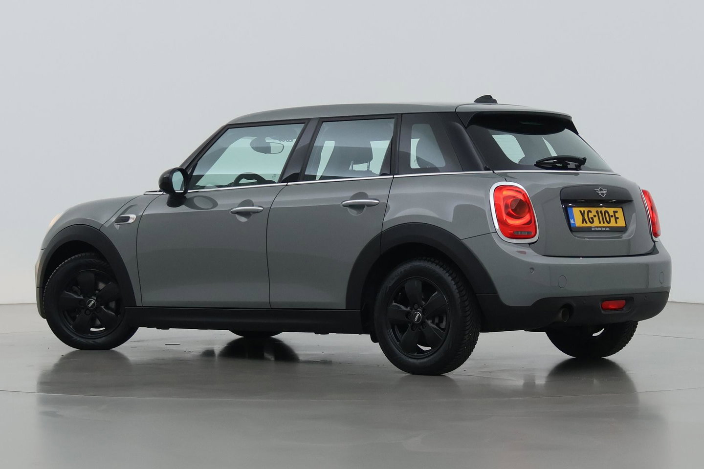 MINI 5-Deurs 1.5 One Salt | Apple Carplay | Airconditioning | PDC Achter | 15 Inch
