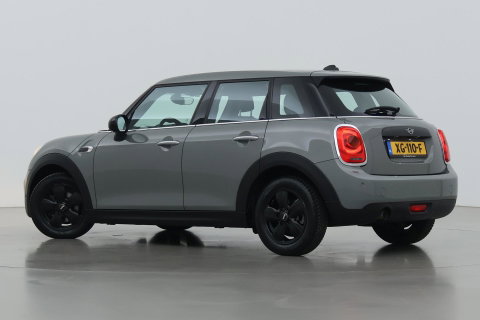 MINI 5-Deurs 1.5 One Salt | Apple Carplay | Airconditioning | PDC Achter | 15 Inch