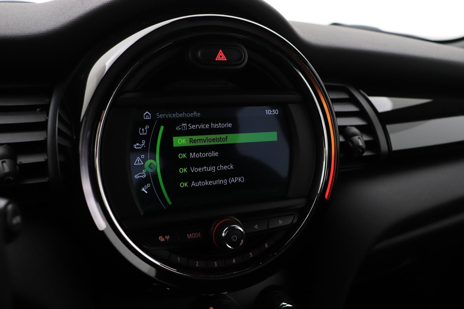 MINI 5-Deurs 1.5 One Salt | Apple Carplay | Airconditioning | PDC Achter | 15 Inch