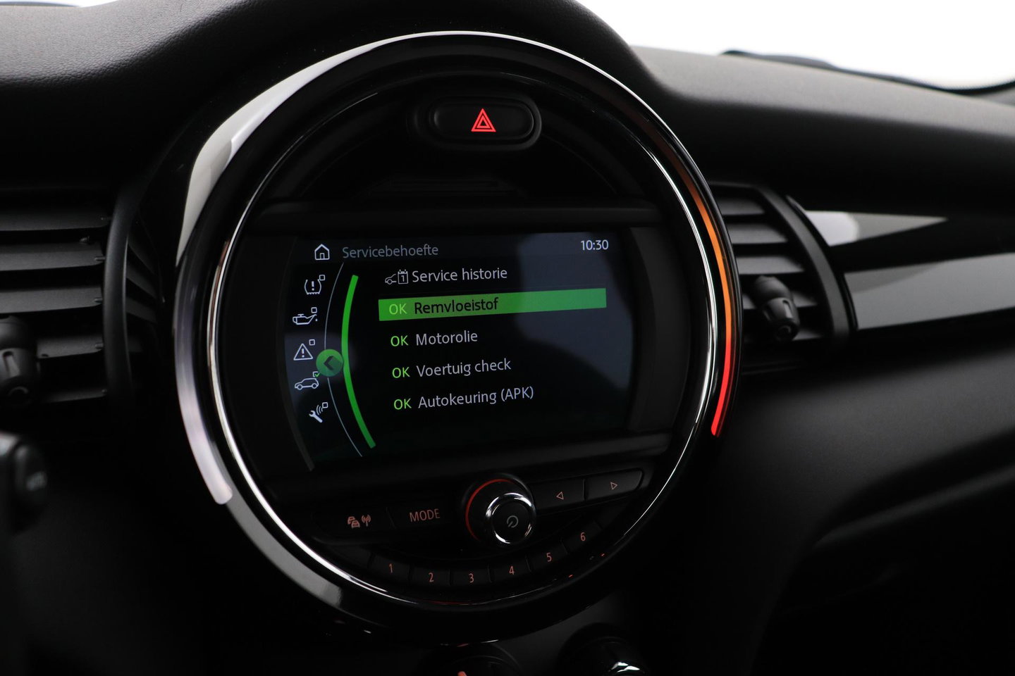 MINI 5-Deurs 1.5 One Salt | Apple Carplay | Airconditioning | PDC Achter | 15 Inch