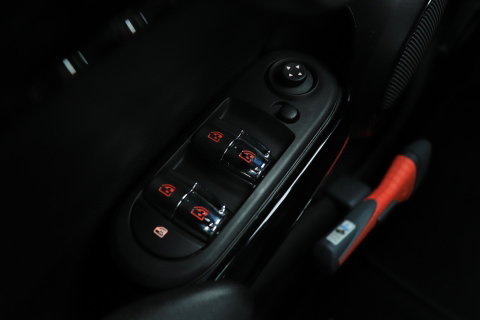 MINI 5-Deurs 1.5 One Salt | Apple Carplay | Airconditioning | PDC Achter | 15 Inch