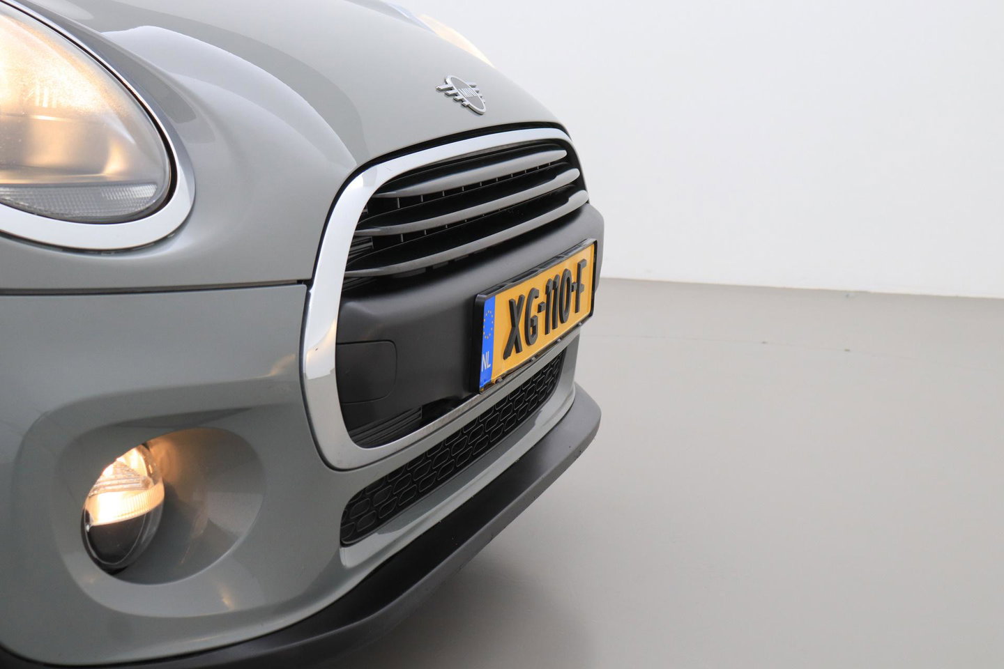 MINI 5-Deurs 1.5 One Salt | Apple Carplay | Airconditioning | PDC Achter | 15 Inch