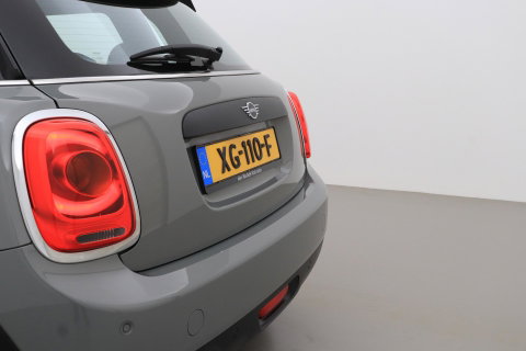 MINI 5-Deurs 1.5 One Salt | Apple Carplay | Airconditioning | PDC Achter | 15 Inch