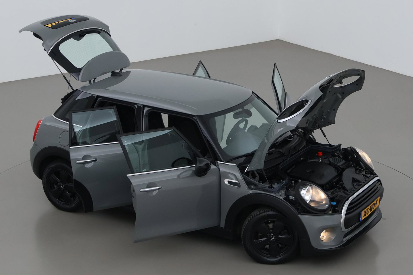 MINI 5-Deurs 1.5 One Salt | Apple Carplay | Airconditioning | PDC Achter | 15 Inch