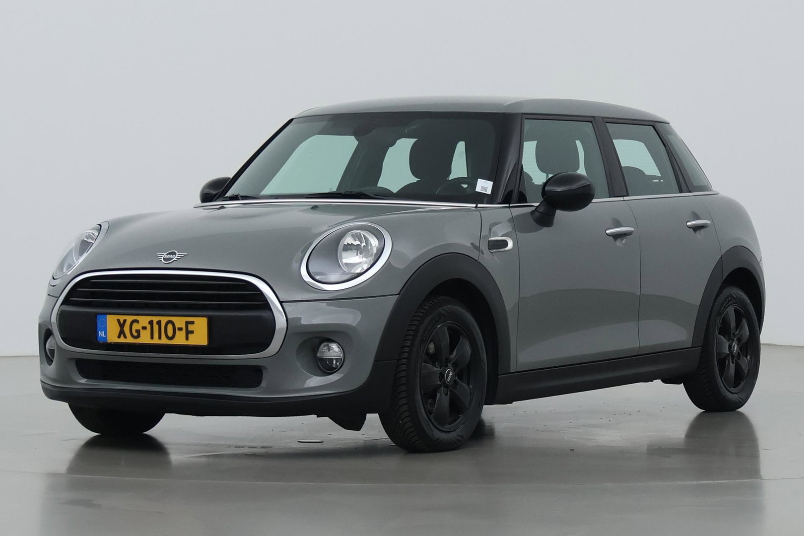 MINI 5-Deurs 1.5 One Salt | Apple Carplay | Airconditioning | PDC Achter | 15 Inch