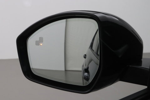 Land Rover Discovery Sport P300e R-Dynamic HSE | ACC | Head-Up | Meridian Surround | Stoel+Stuurverwarming