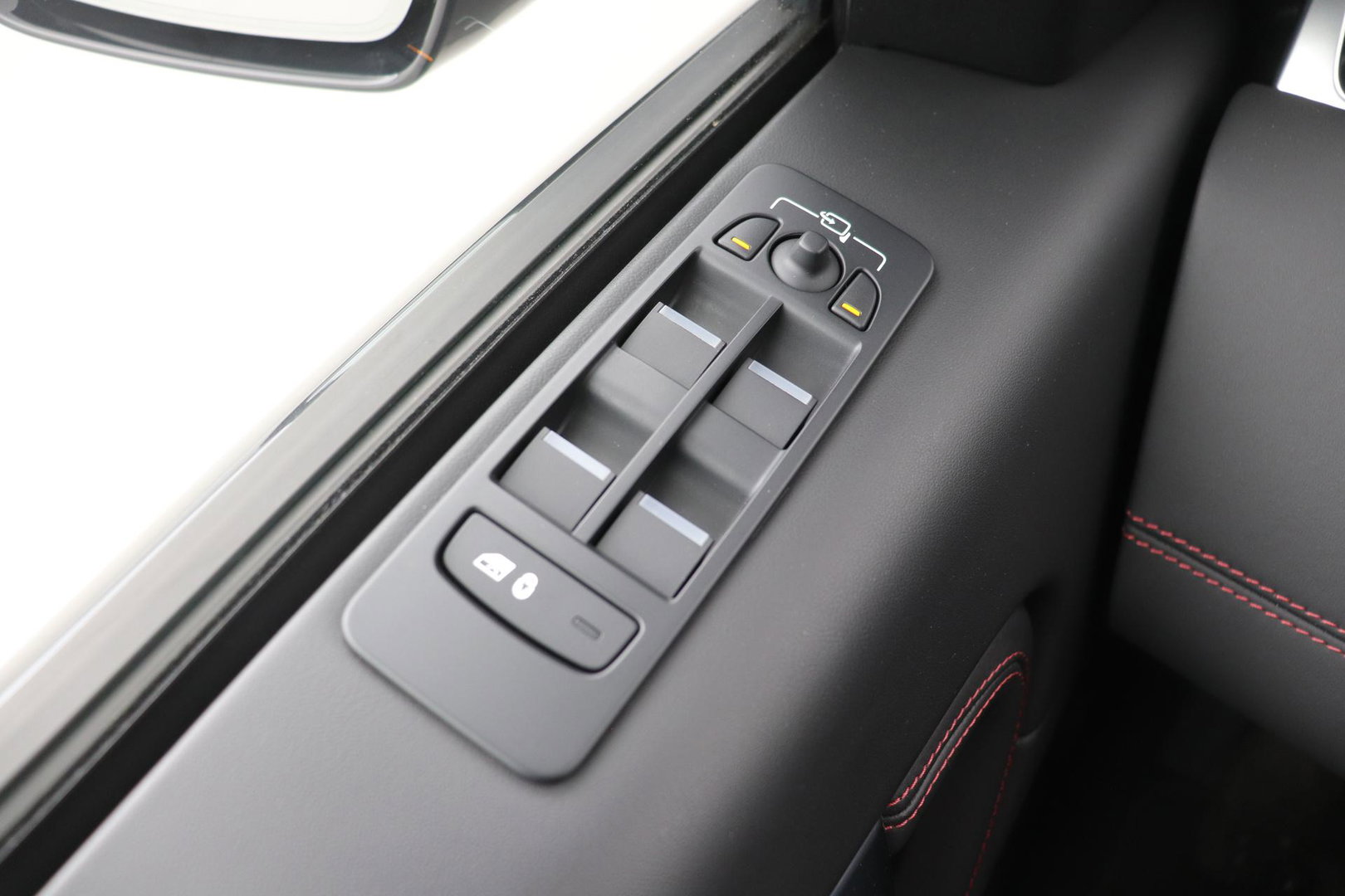 Land Rover Discovery Sport P300e R-Dynamic HSE | ACC | Head-Up | Meridian Surround | Stoel+Stuurverwarming