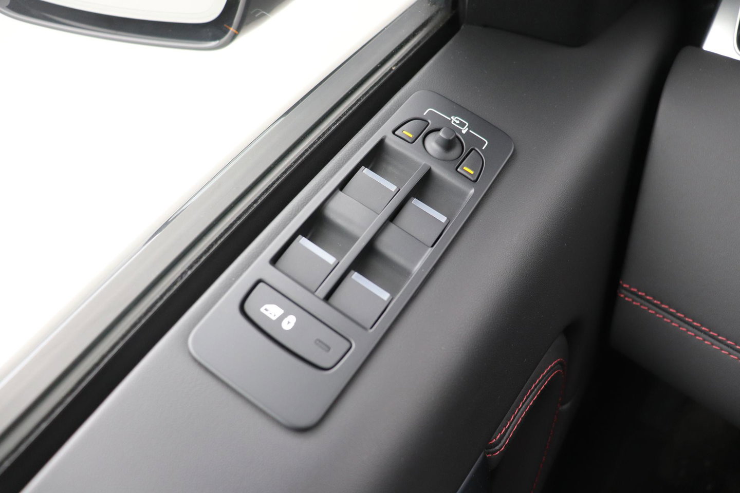 Land Rover Discovery Sport P300e R-Dynamic HSE | ACC | Head-Up | Meridian Surround | Stoel+Stuurverwarming