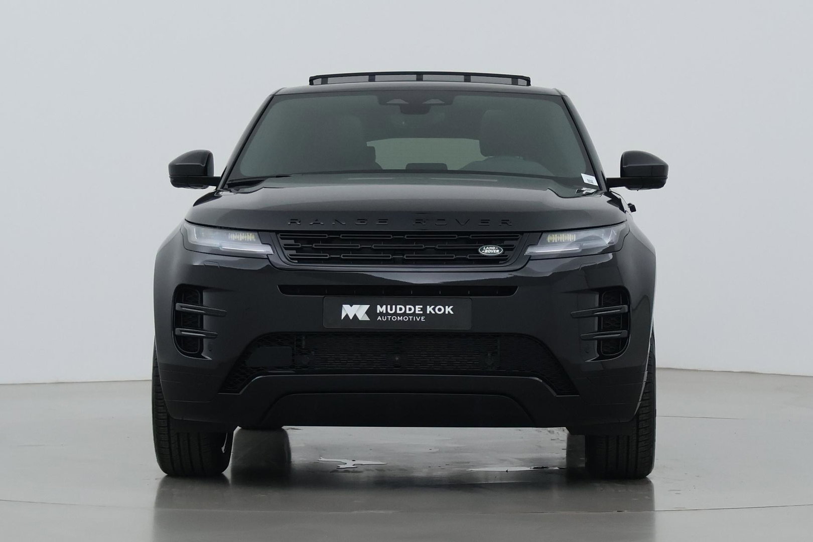 Land Rover Range Rover Evoque P270e PHEV Dynamic SE | Black Pack | Schuif/kanteldak | Trekhaak | ACC | 360° Camera