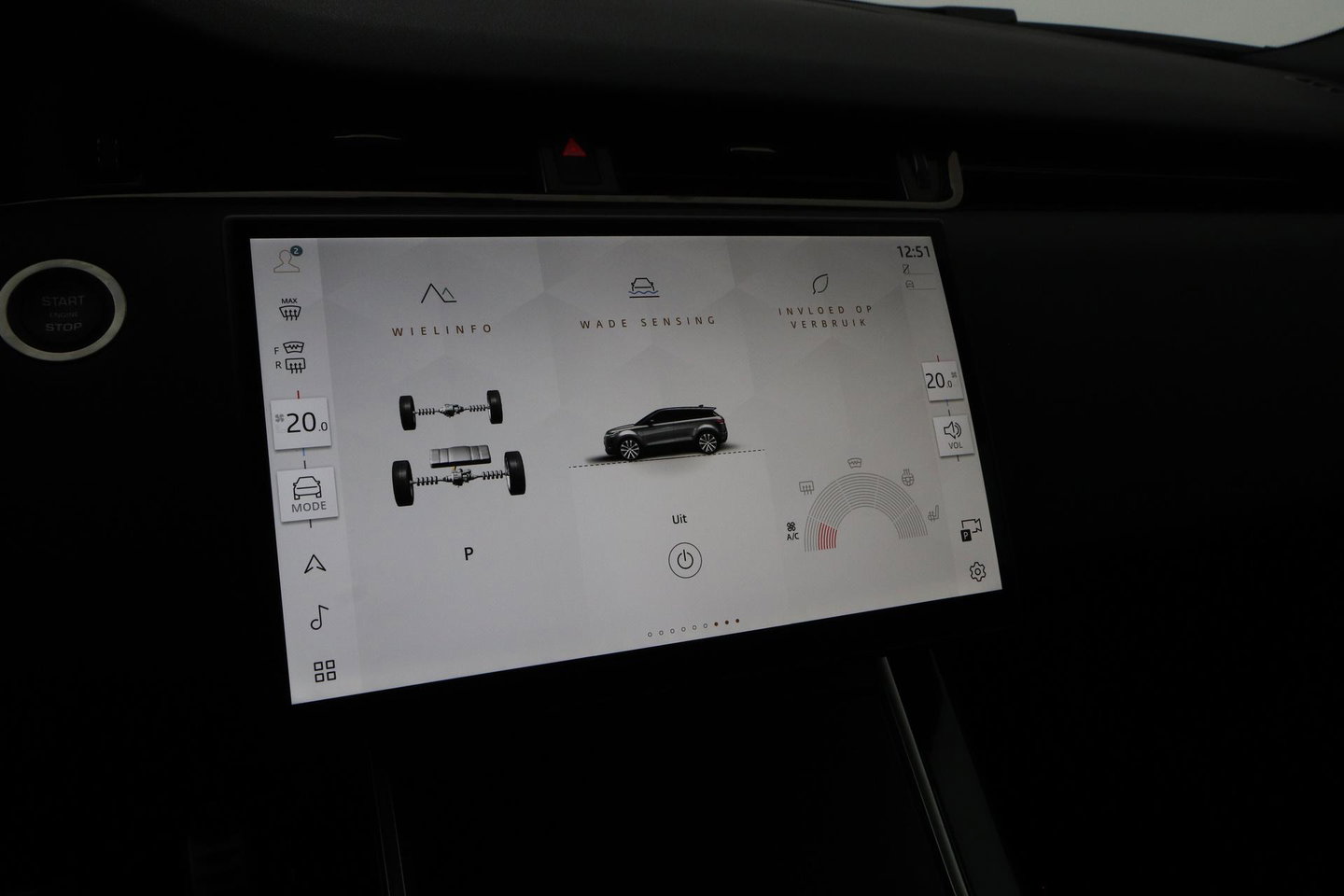 Land Rover Range Rover Evoque P270e PHEV Dynamic SE | Black Pack | Schuif/kanteldak | Trekhaak | ACC | 360° Camera