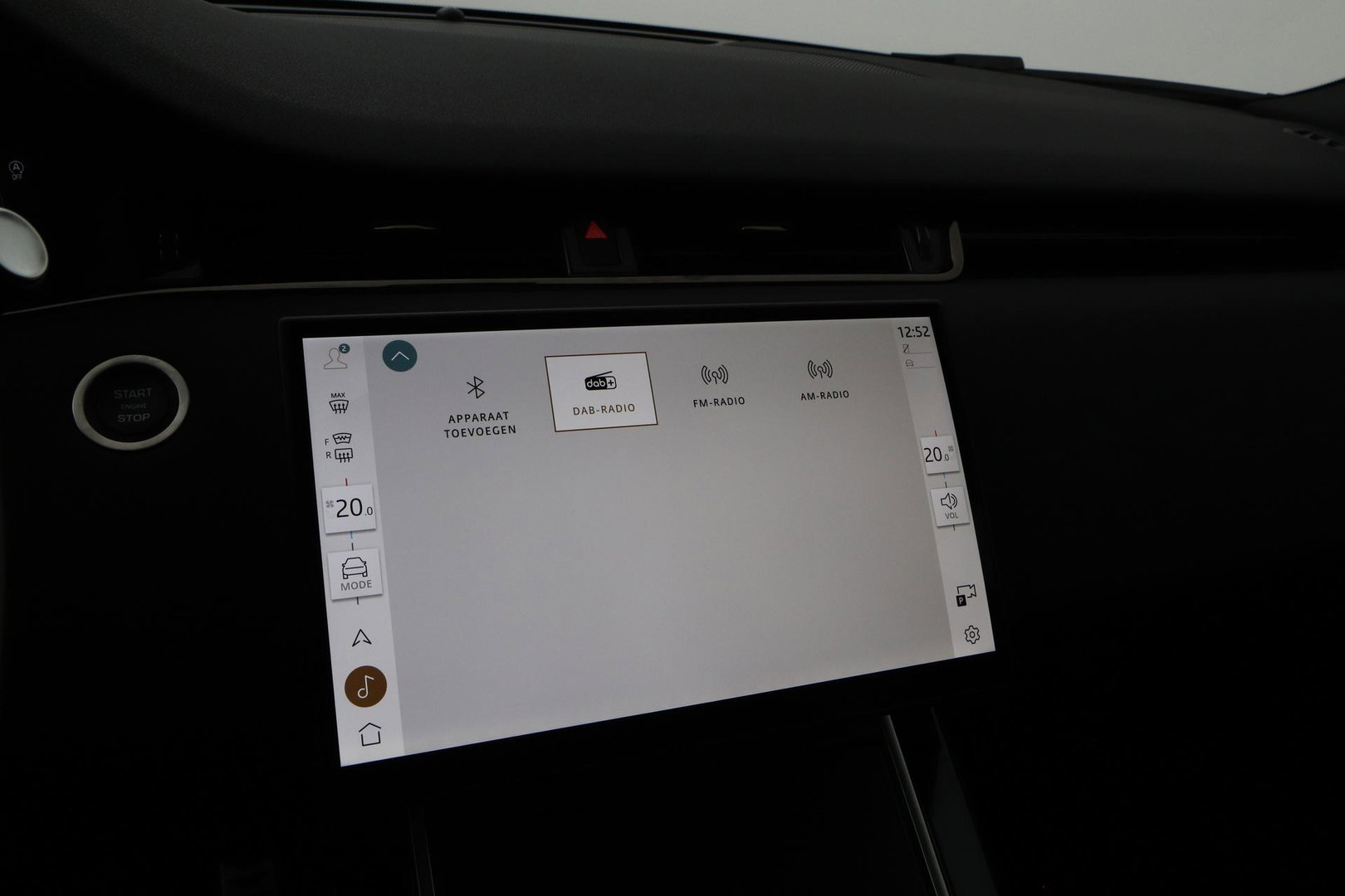 Land Rover Range Rover Evoque P270e PHEV Dynamic SE | Black Pack | Schuif/kanteldak | Trekhaak | ACC | 360° Camera